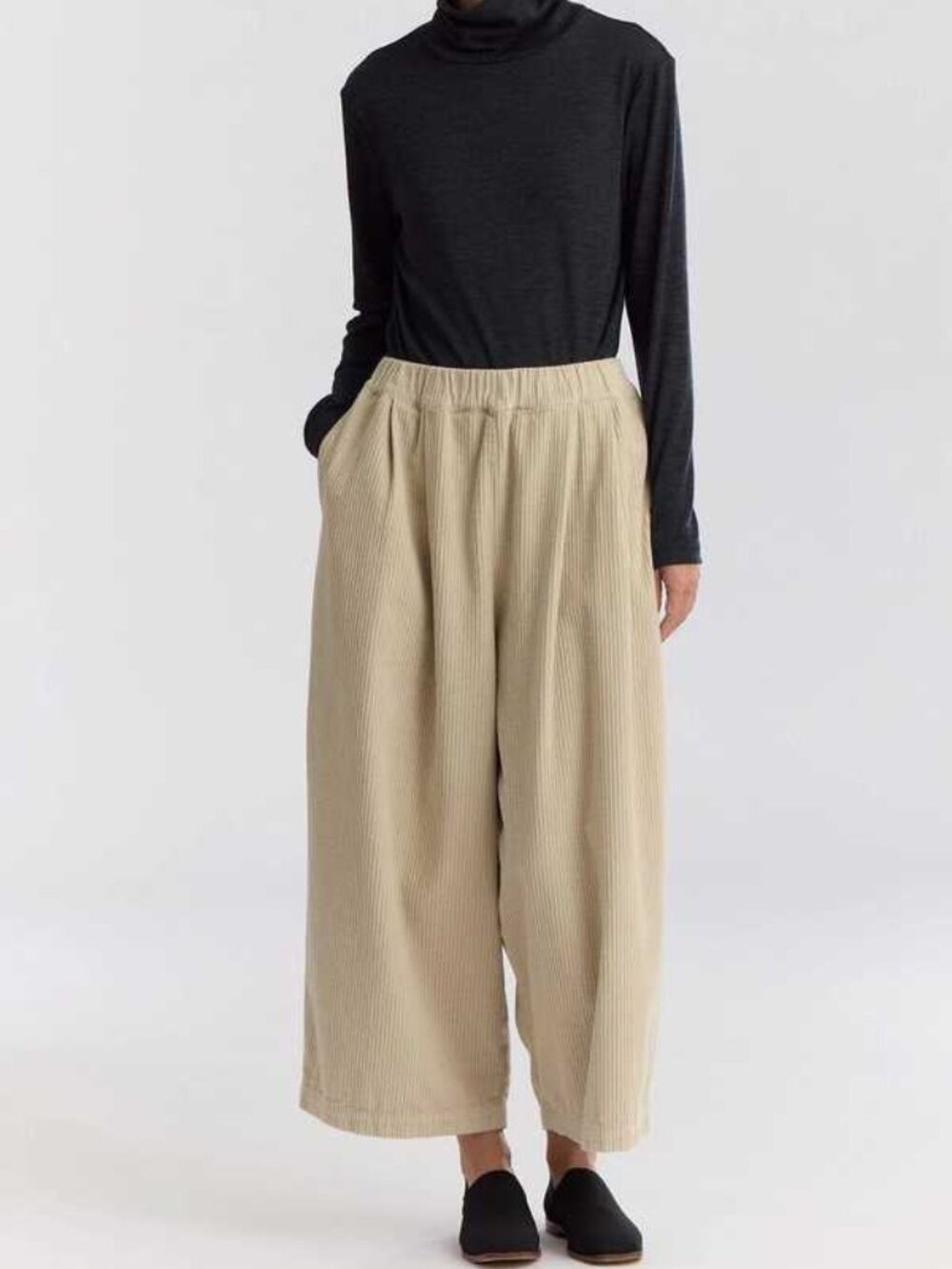 Black Crane Corduroy Cream Wide Leg Pants